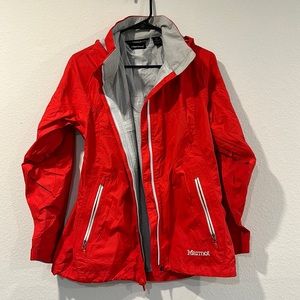 Like new! Women’s Marmont red rain jacket